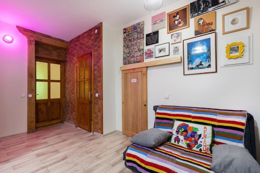 Pinewood Apartment *